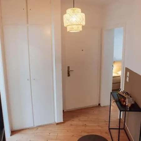 Central-living Beige - City - Netflix - 5 Pers. Apartment Essen